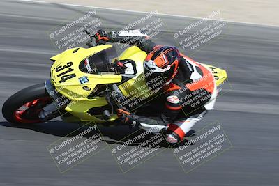 media/Apr-18-2025-CVMA Friday Practice (Fri) [[88baa45499]]/Racer 3/Session 3 (Turn 6 Inside)/